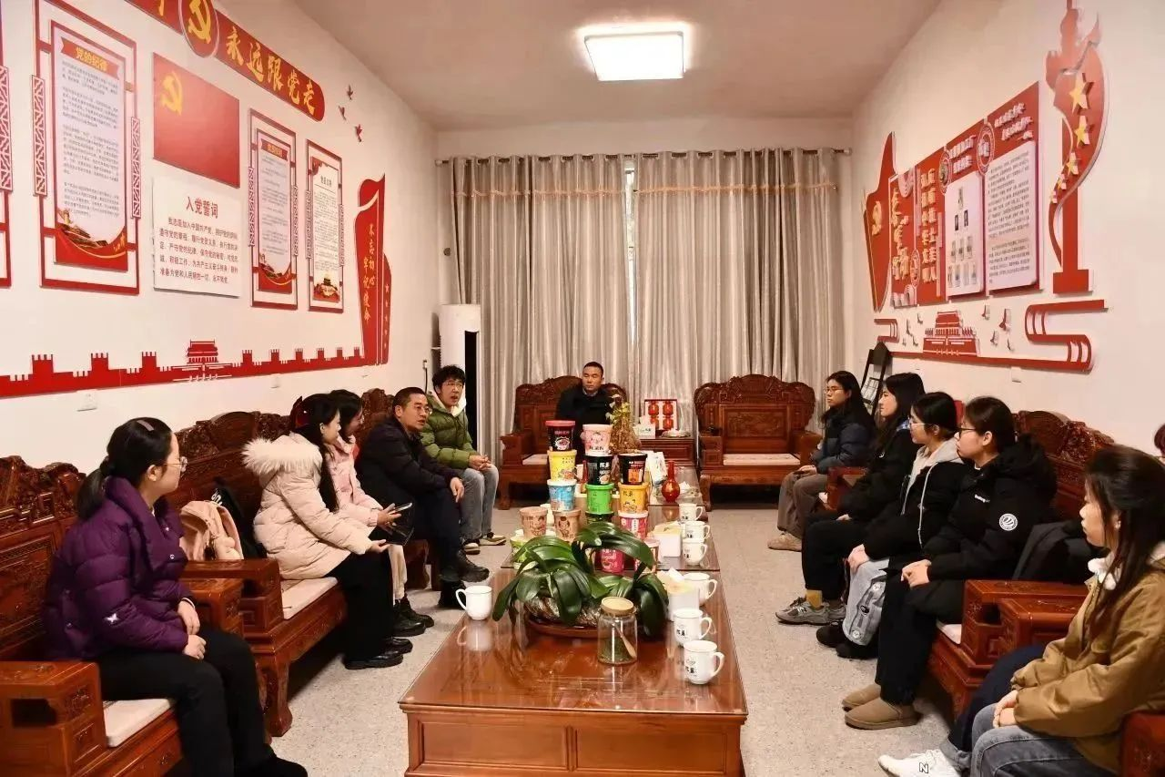 周寨村線下交流活動（融媒體中心  供圖）.png