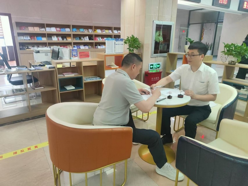 銅仁市政務(wù)服務(wù)中心通過“企業(yè)之家”為企業(yè)提供融資服務(wù)。