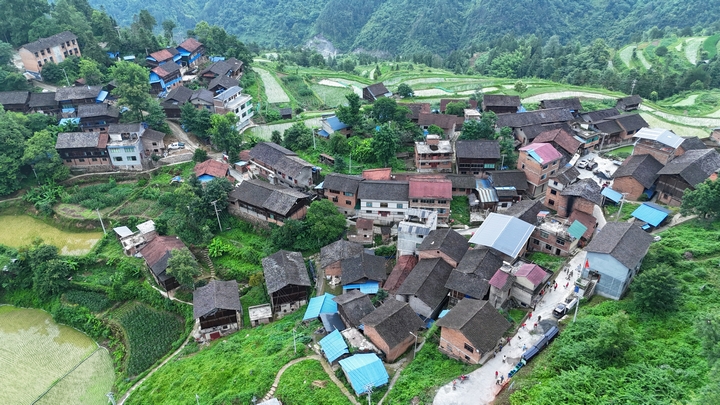 劍河縣南寨鎮(zhèn)柳社村航拍大景。.jpg