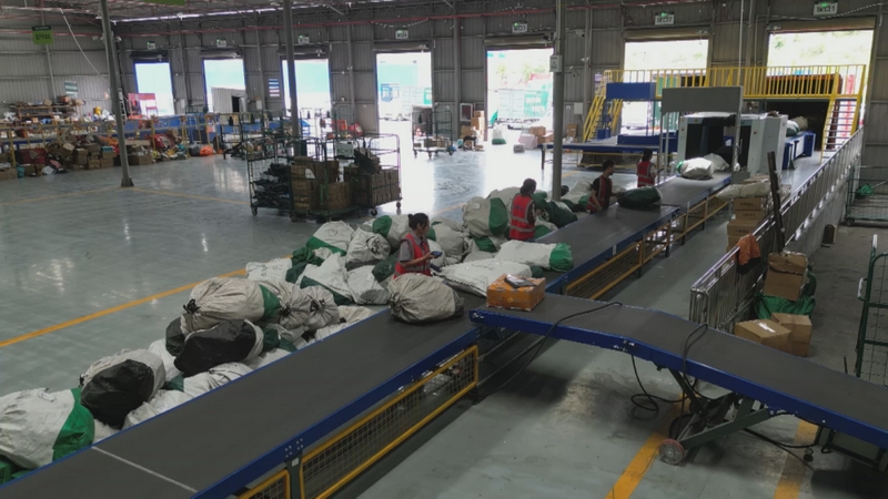 貴州省黔西客運站快遞統(tǒng)倉共配基地。