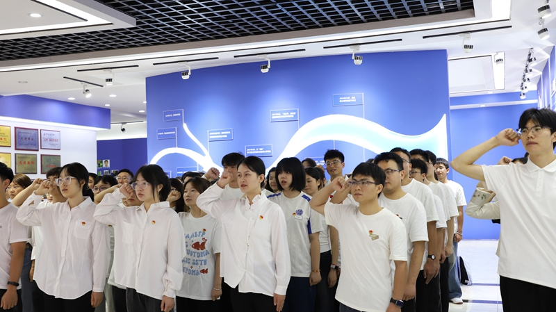 2025年畢業(yè)生黨員主題黨日活動。