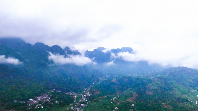 鎮(zhèn)寧六馬山區(qū)。