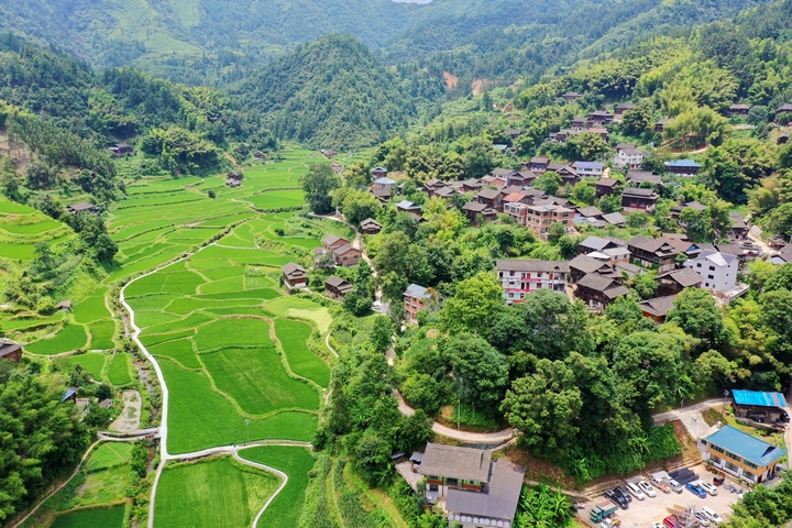 溝洞村航拍大景。姜澤光攝.jpg